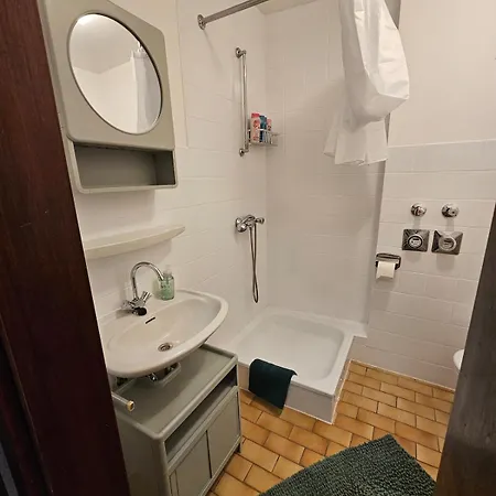 1-zimmer In Zentraler Lage Cassel