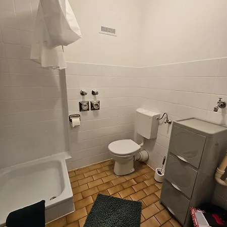 1-zimmer In Zentraler Lage *